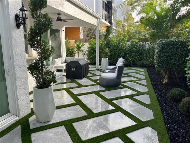 Hardscaping & Walkways